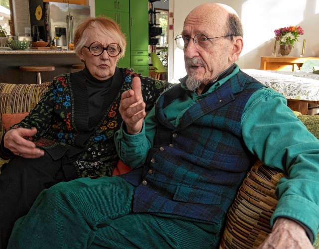 Veteran actors and acting teachers Candace and Raye Birk at their home in Florence. They say they’ve gotten a nice welcome from the Valley’s theater community since moving here in 2019 from Minnesota.